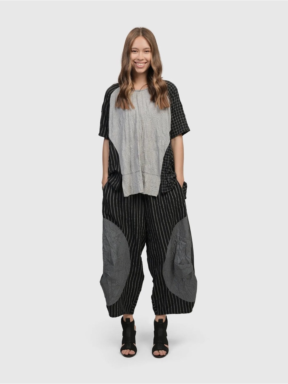 Alembika Olympus Stripe Pants Black Pinstripe Wide-Leg Pocket Pants Size L